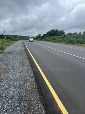6 Acres of Land Available for Sale Along Iseyin Oyo Road