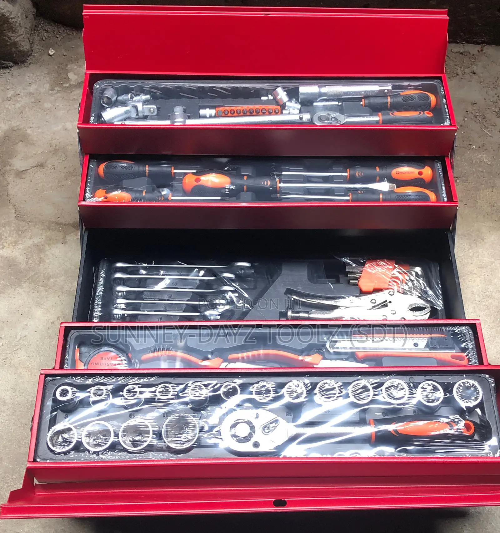 85 PCS Tool Set With Box