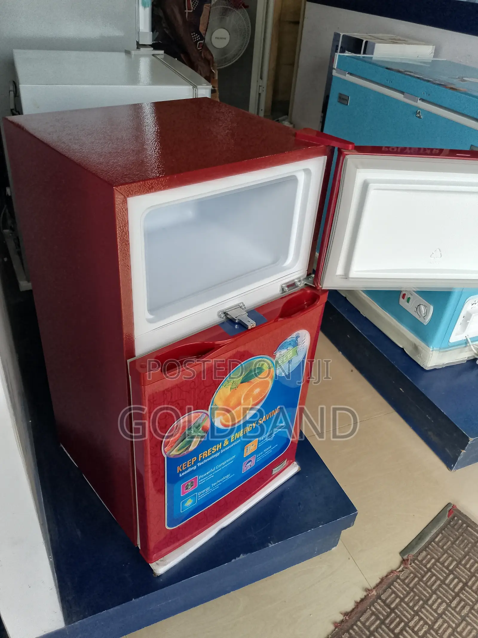 High Tech 80W "Pv-Dd2306lr" Double Door Refrigerator