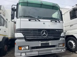 Extra Clean Mercedes Actros With Good Engine