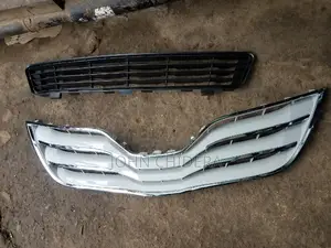 Front Grill and Lower Grill Camry 010