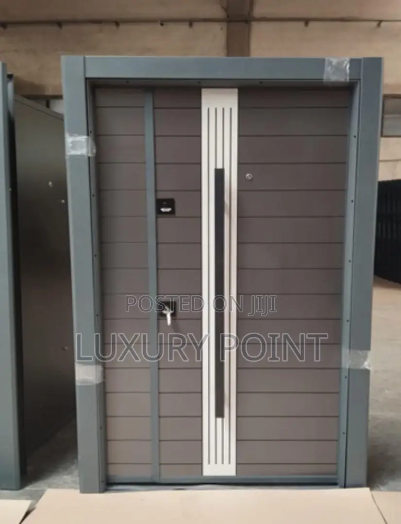 Luxury Door 462