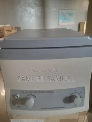 Bench Top High-Speed Centrifuge (High Speed)