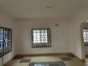 3bdrm Bungalow in New G.R.A, Enugu for rent