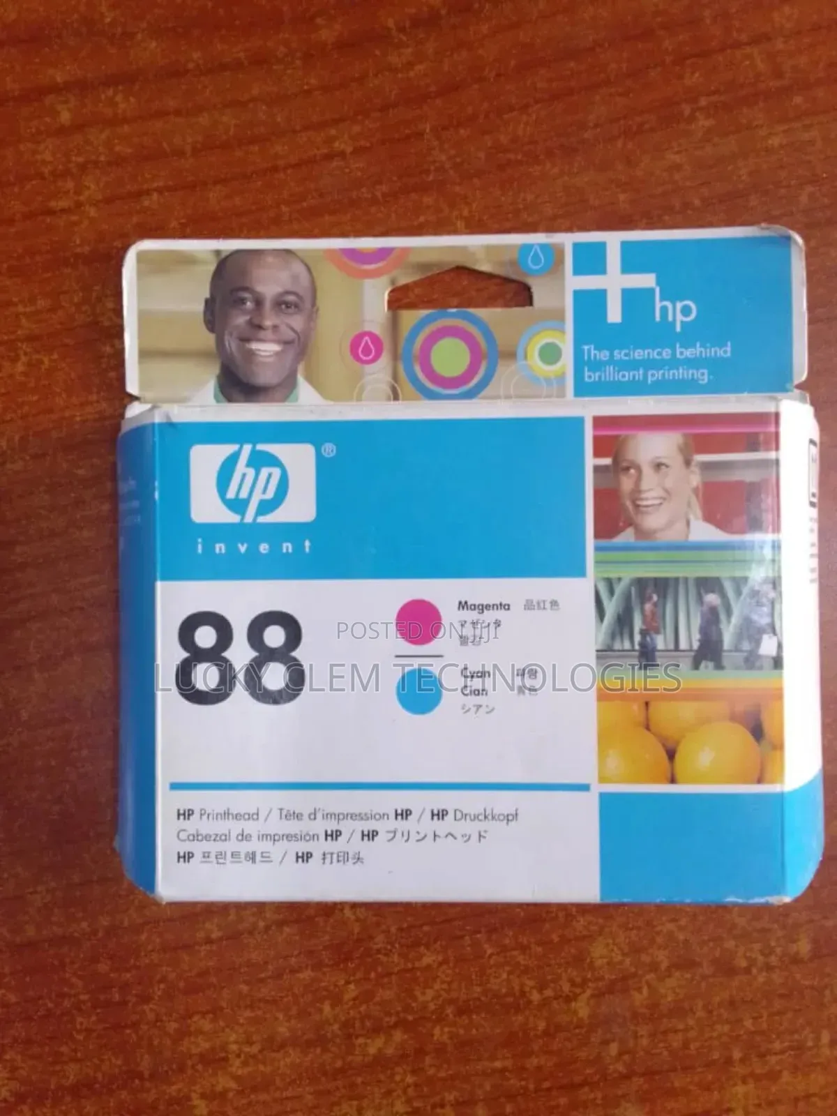 HP 88 Cyan and Magenta Printer Head.