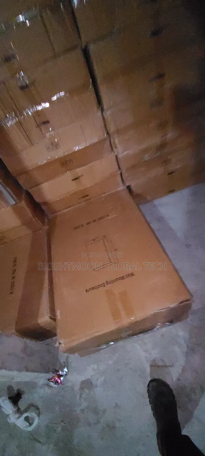 1000 × 700 × 300 Enclosure Box