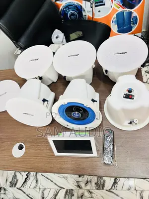 Photo - 6 Bose Ceiling Speaker With Wall Mount Amplifier