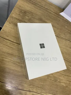 New Microsoft Surface Pro 11th Edition, a Copilot+ PC 16GB SSD 1T