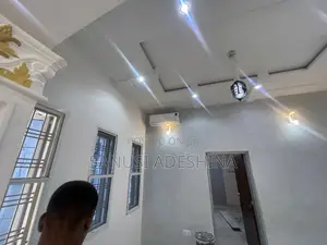 5bdrm Duplex in Jahi Gilmore Fct for rent