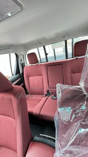 Toyota Hilux 2023 Black