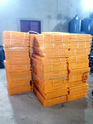 Edible Mini Crates for Birds Transfer