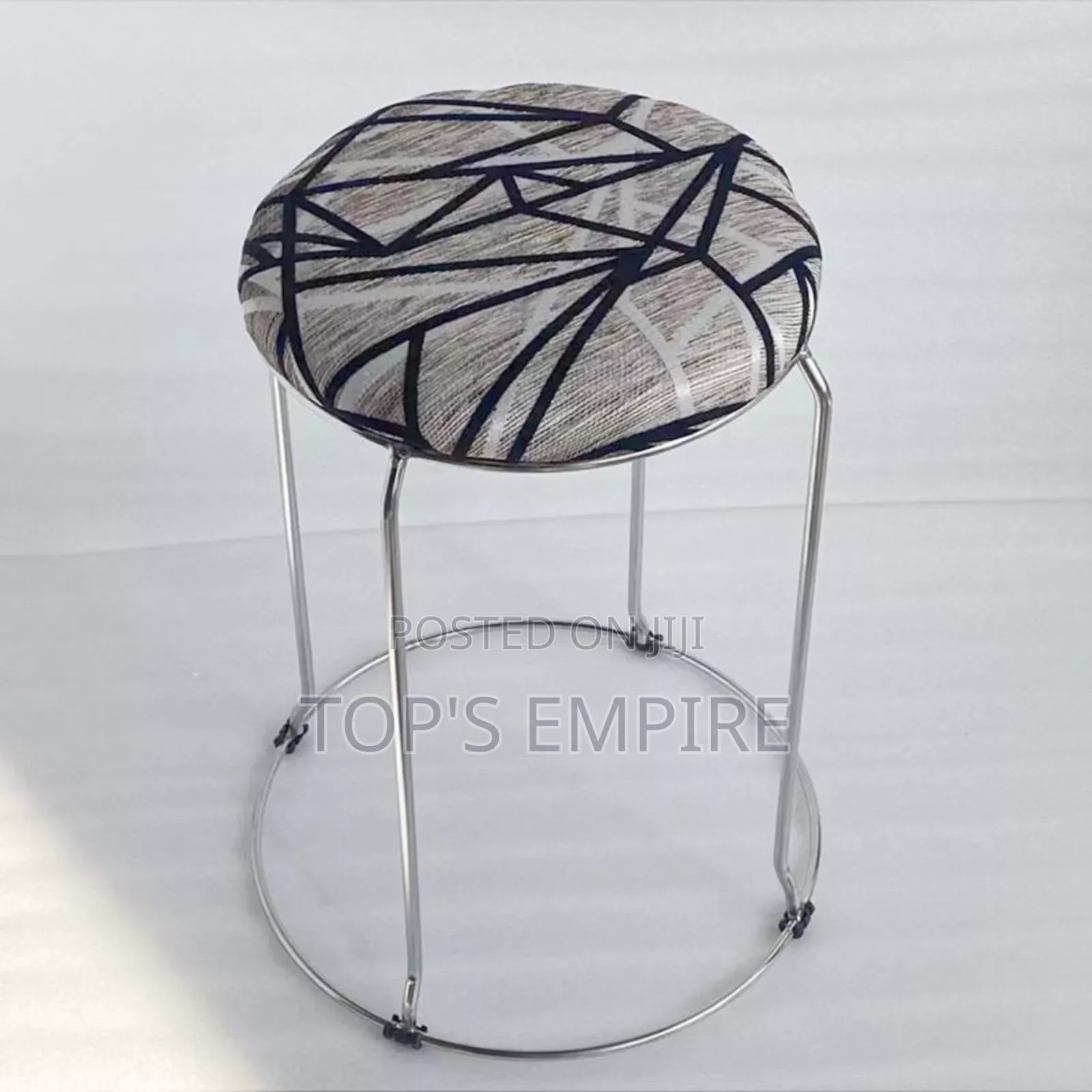 Thickened Wrought Iron Reinforced Round Master Stool