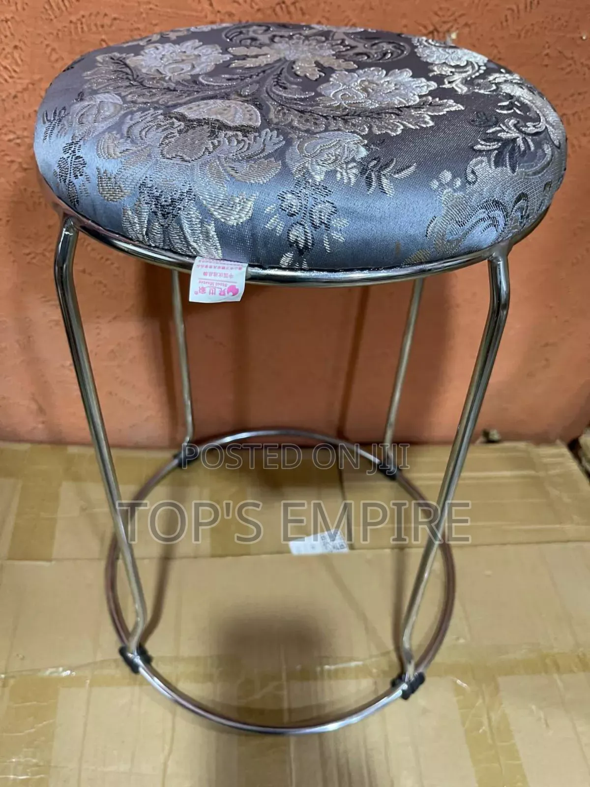 Thickened Wrought Iron Reinforced Round Master Stool