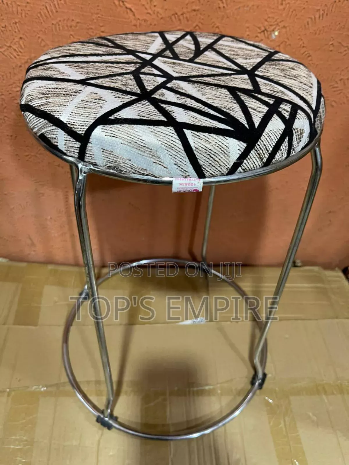 Thickened Wrought Iron Reinforced Round Master Stool