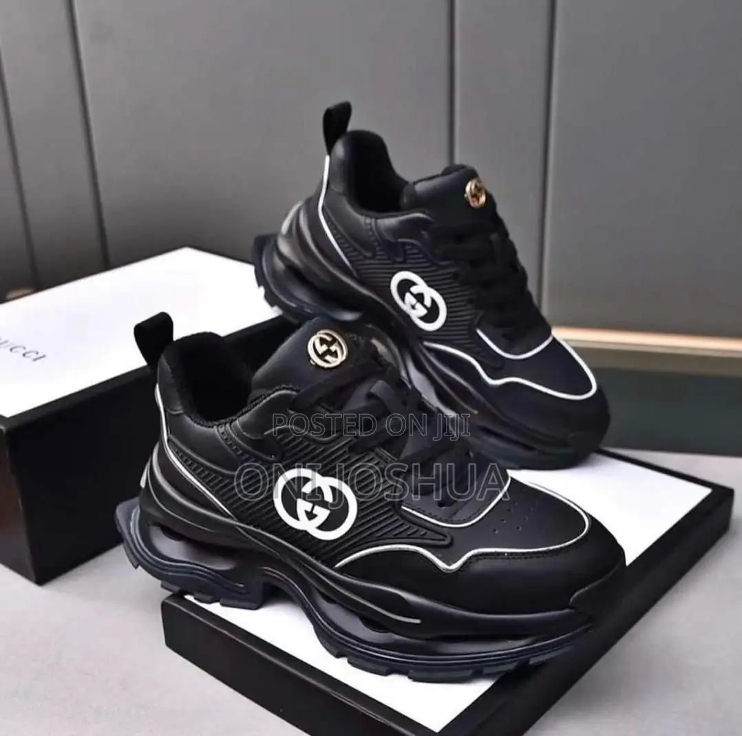 Louis Vuitton Sneakers
