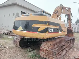 Caterpillar Crane