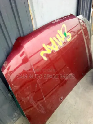 Toyota Highlander Bonnet 05