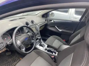 Ford Mondeo 2014 Blue
