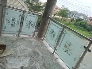 10m Multiple Design Glass
