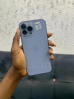 Photo - Apple iPhone 13 Pro Max 128 GB Blue
