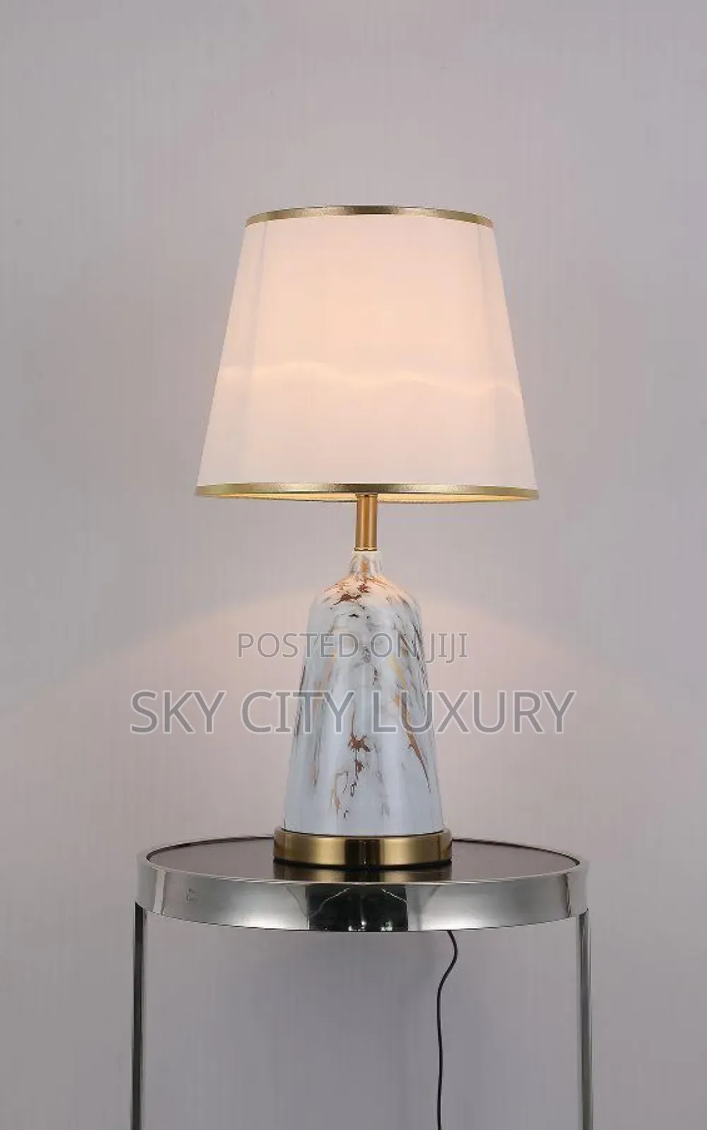 The White Quartz Marble Table Lamp Light