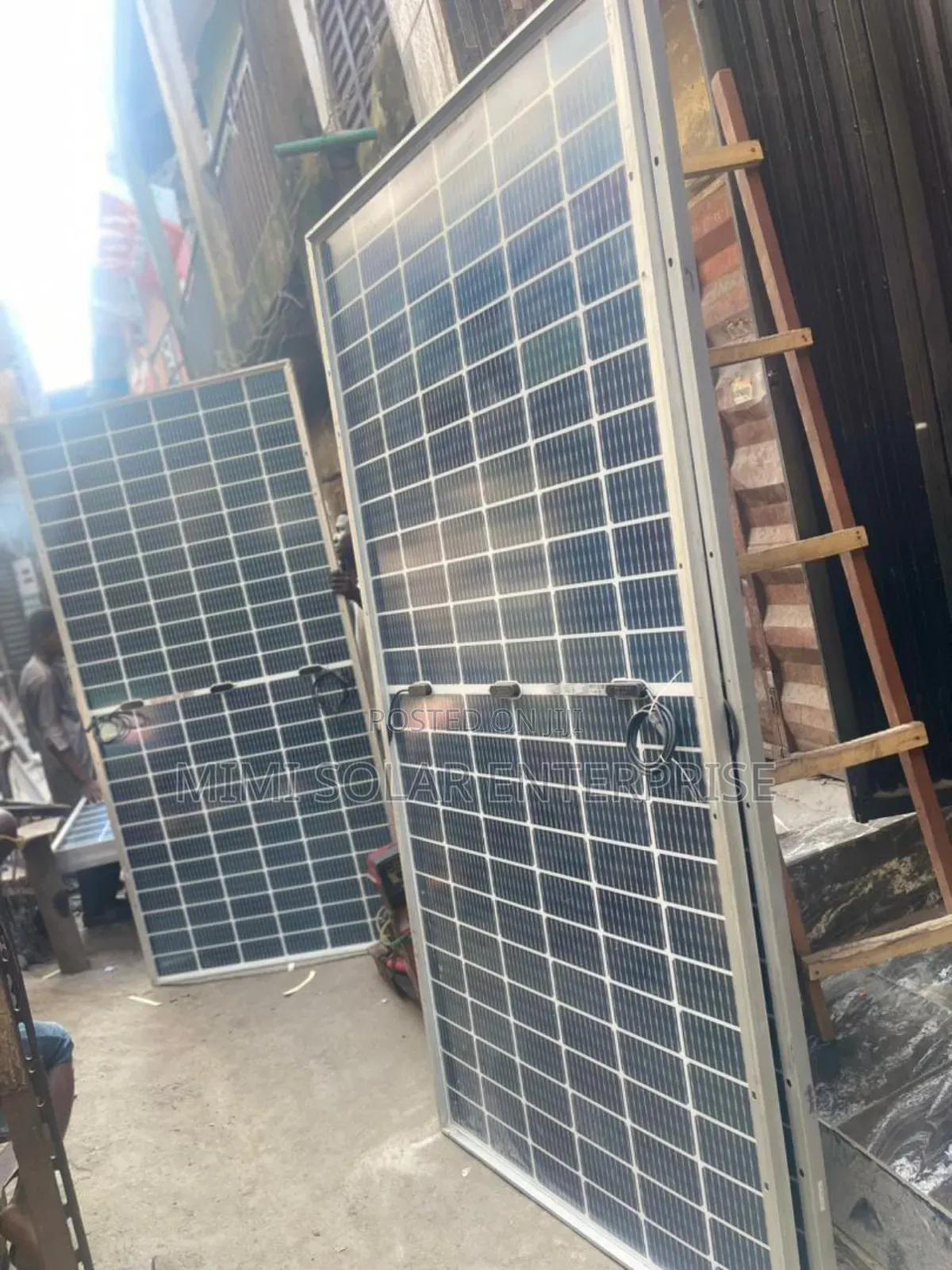 650watts Jinko Solar Panel