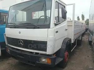 Mercedes Benz 1114 Pickup Truck White Colour