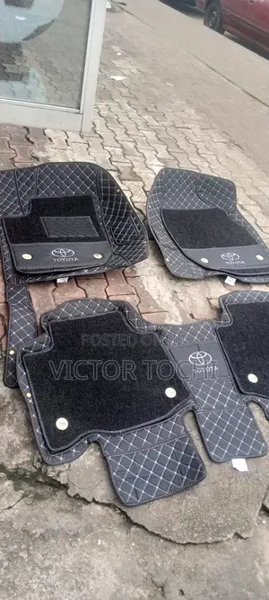 Quality Detachable Footmat Toyota Rav 4 2008 - 2012