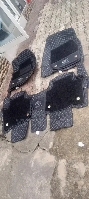 Quality Detachable Footmat Toyota Rav 4 2008 - 2012