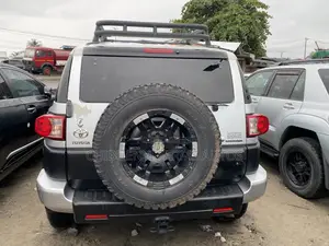 Toyota FJ Cruiser 2006 Silver