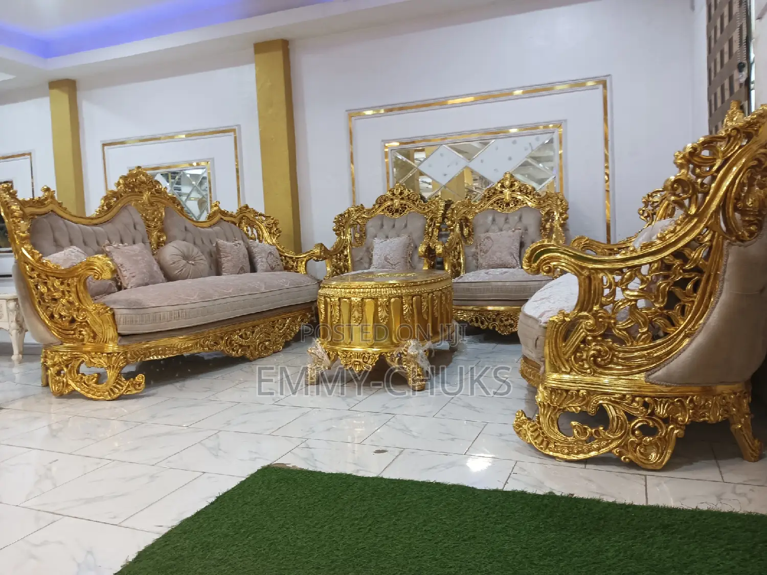 High Classic Gold Interior Set Sofa's Chair