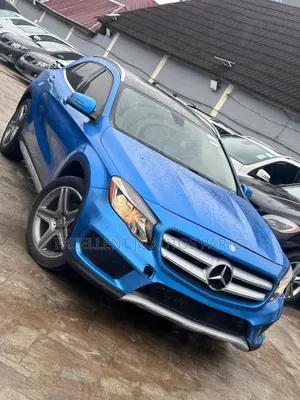 Mercedes-Benz GLA 250 2015 Blue