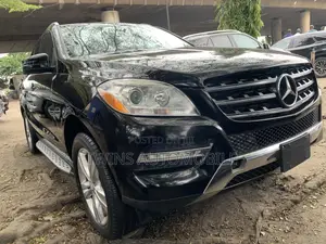 Mercedes-Benz M Class ML350 4MATIC 4dr SUV AWD (3.5L 6cyl 7A) 2014