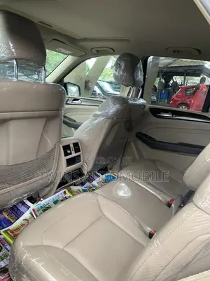 Mercedes-Benz M Class ML350 4MATIC 4dr SUV AWD (3.5L 6cyl 7A) 2014