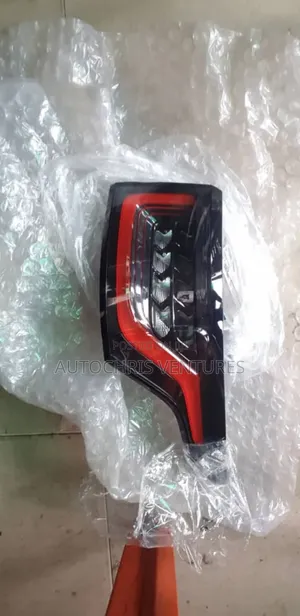 Headlamp Range Rover Evoque