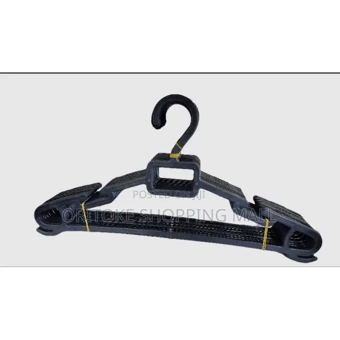 Plastic Hanger Set of 12-Black