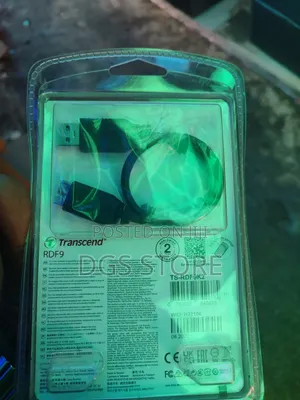 Photo - Transcend Card Reader RDF9