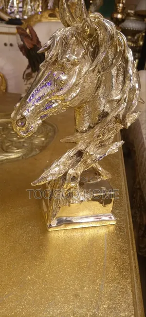 Luxury Sofa Table Decor