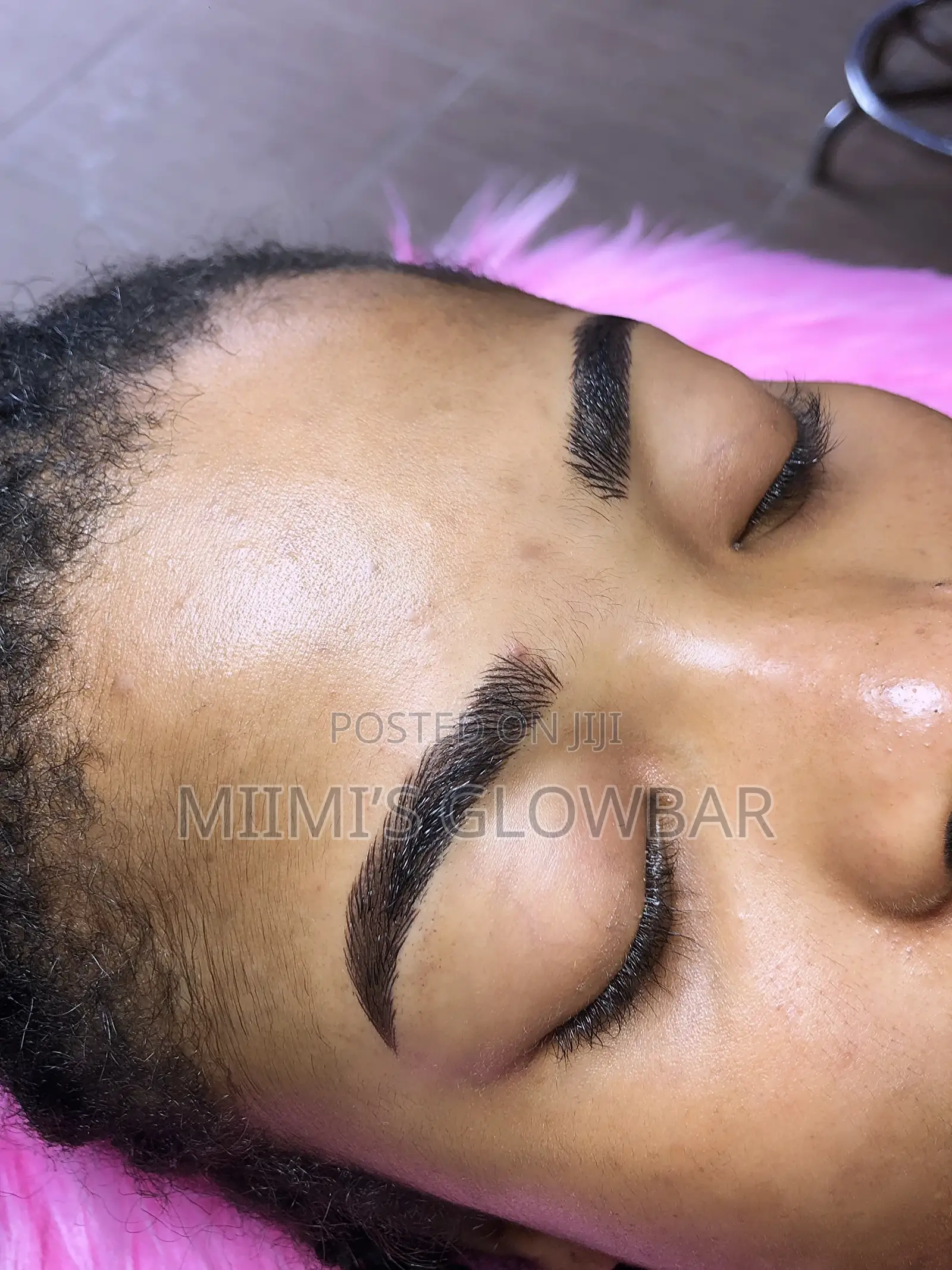 Ombré Brows (Microblading)