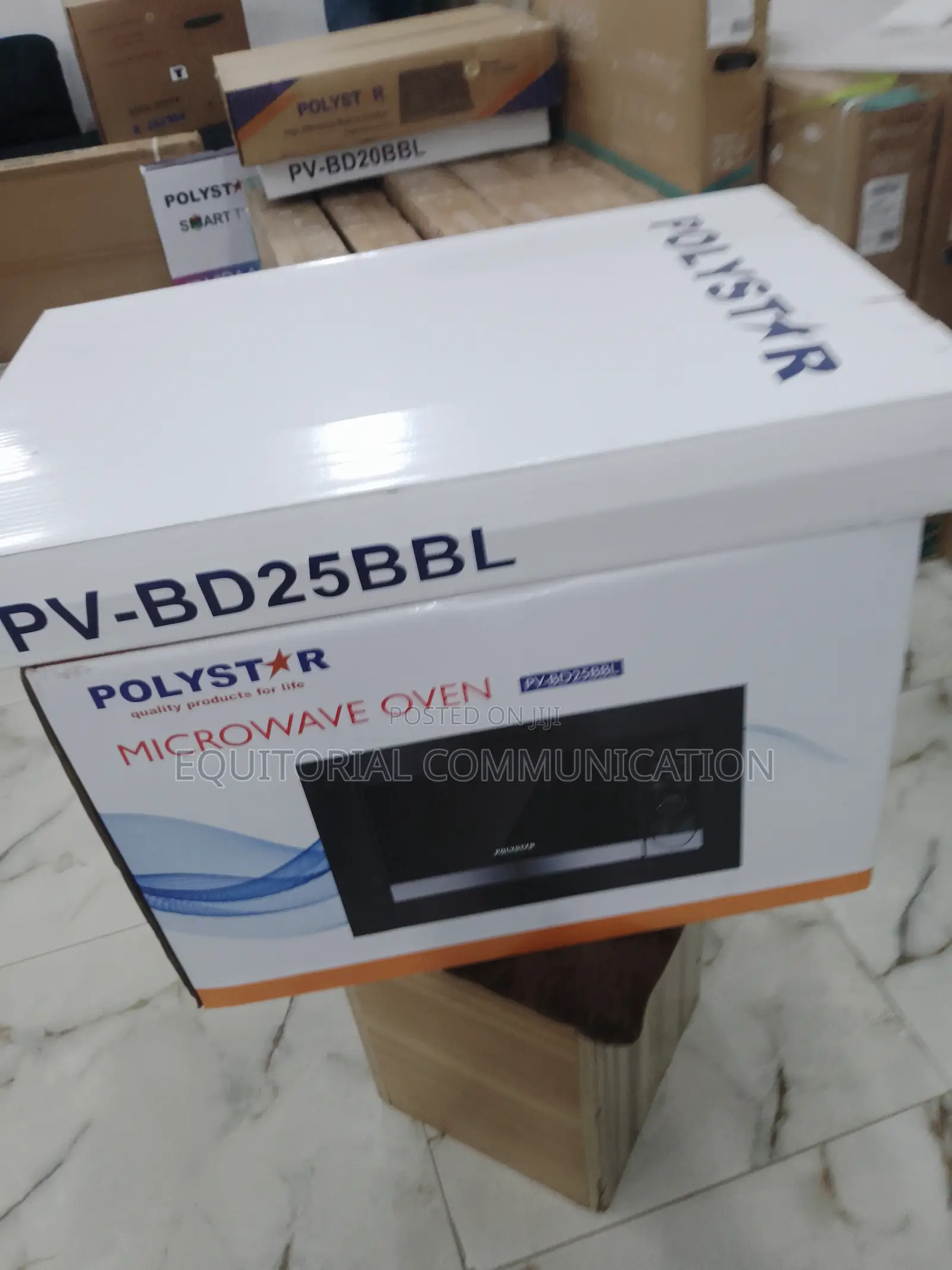 Sophisticatedb Polystar Built in Microwave Oven 