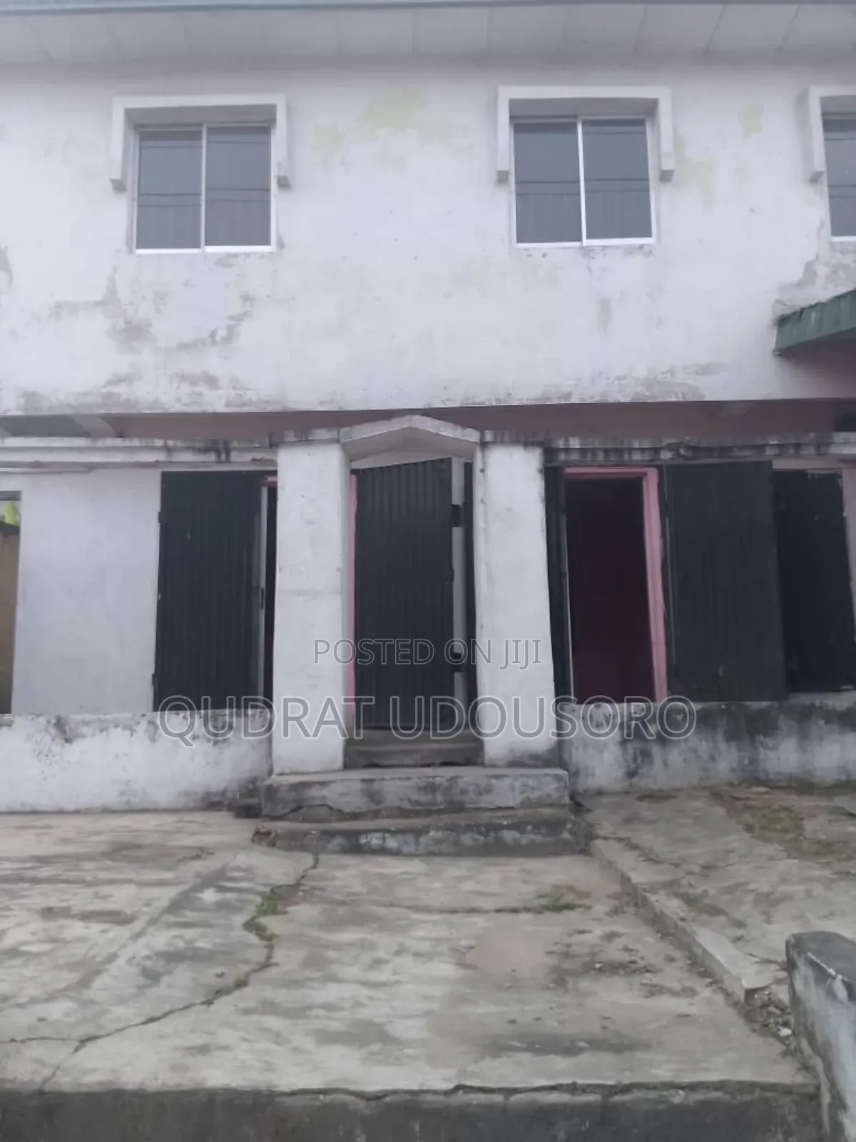 4bdrm Duplex in Ikpa Rd, Uyo for sale