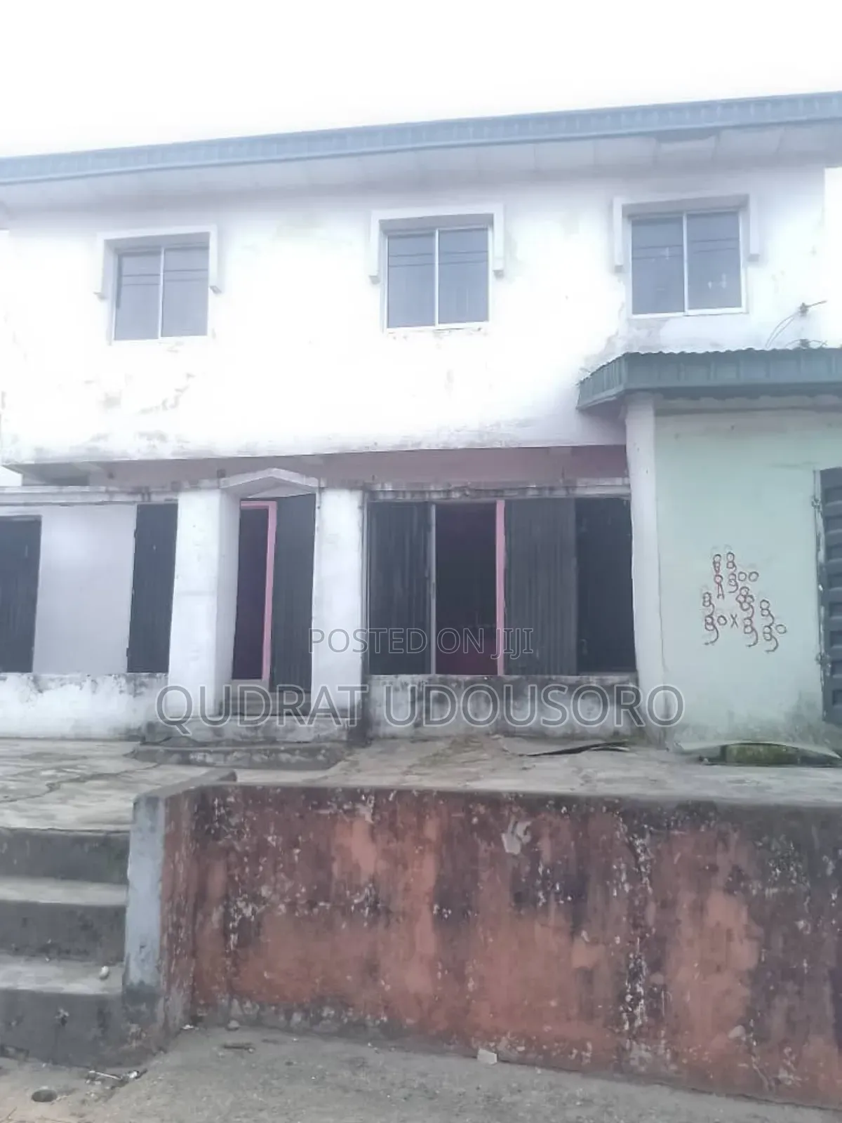 4bdrm Duplex in Ikpa Rd, Uyo for sale