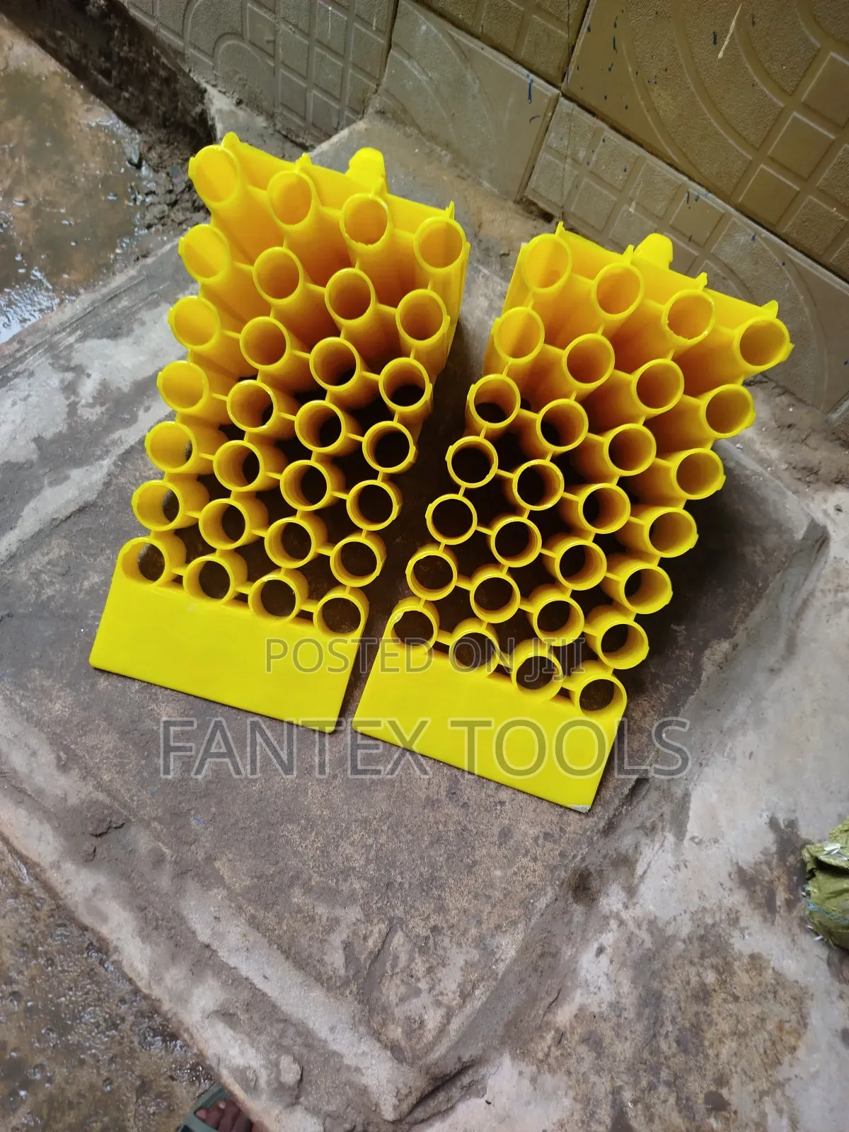 Plastic Wage