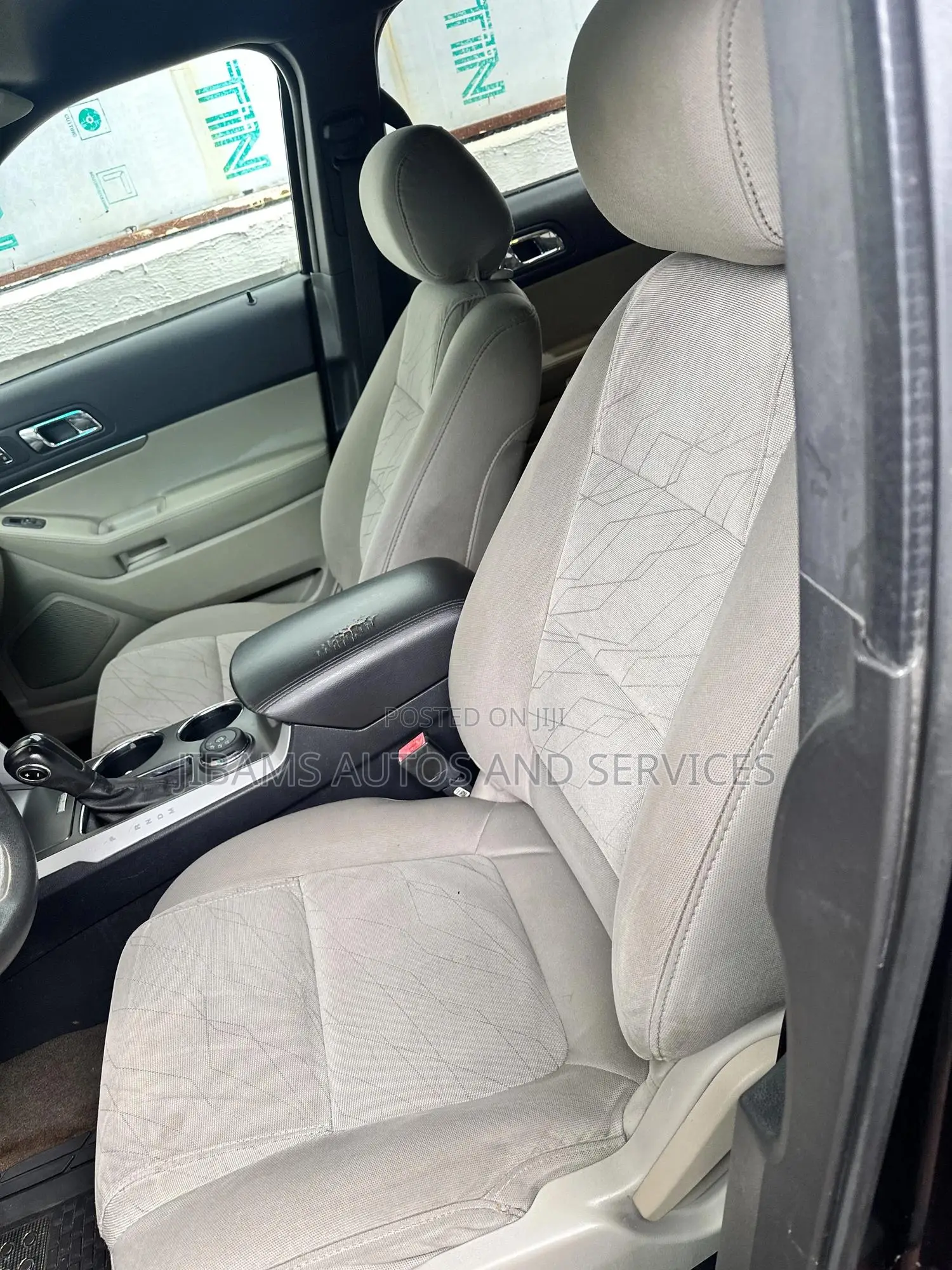 Ford Explorer 2013 Black