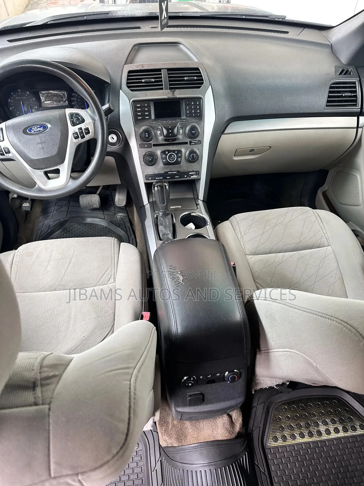 Ford Explorer 2013 Black