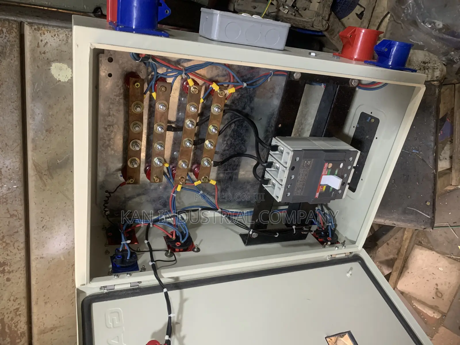 250amps Breaker With Industrial Socket
