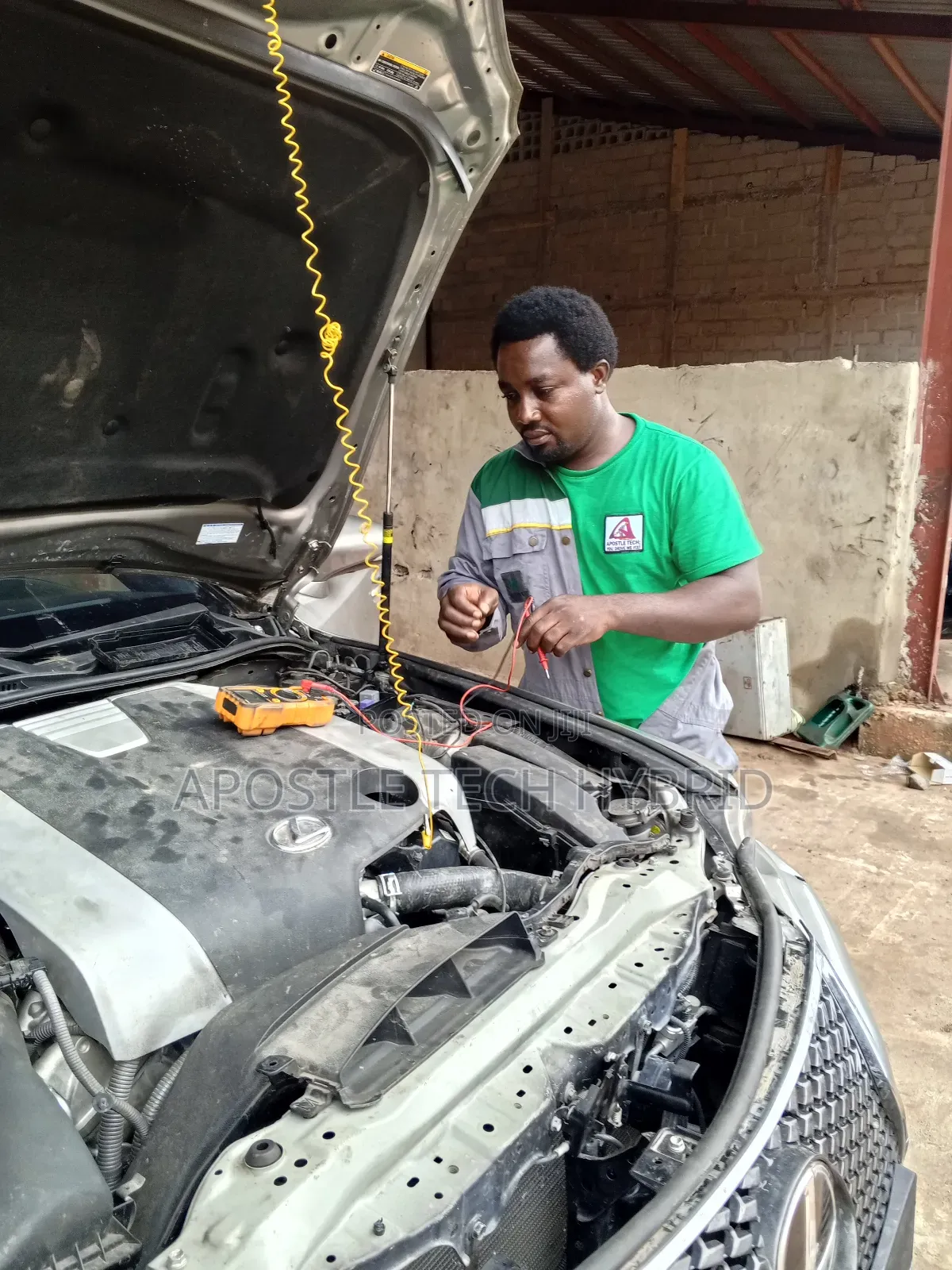 Hybrid Automobile Diagnostic Technician