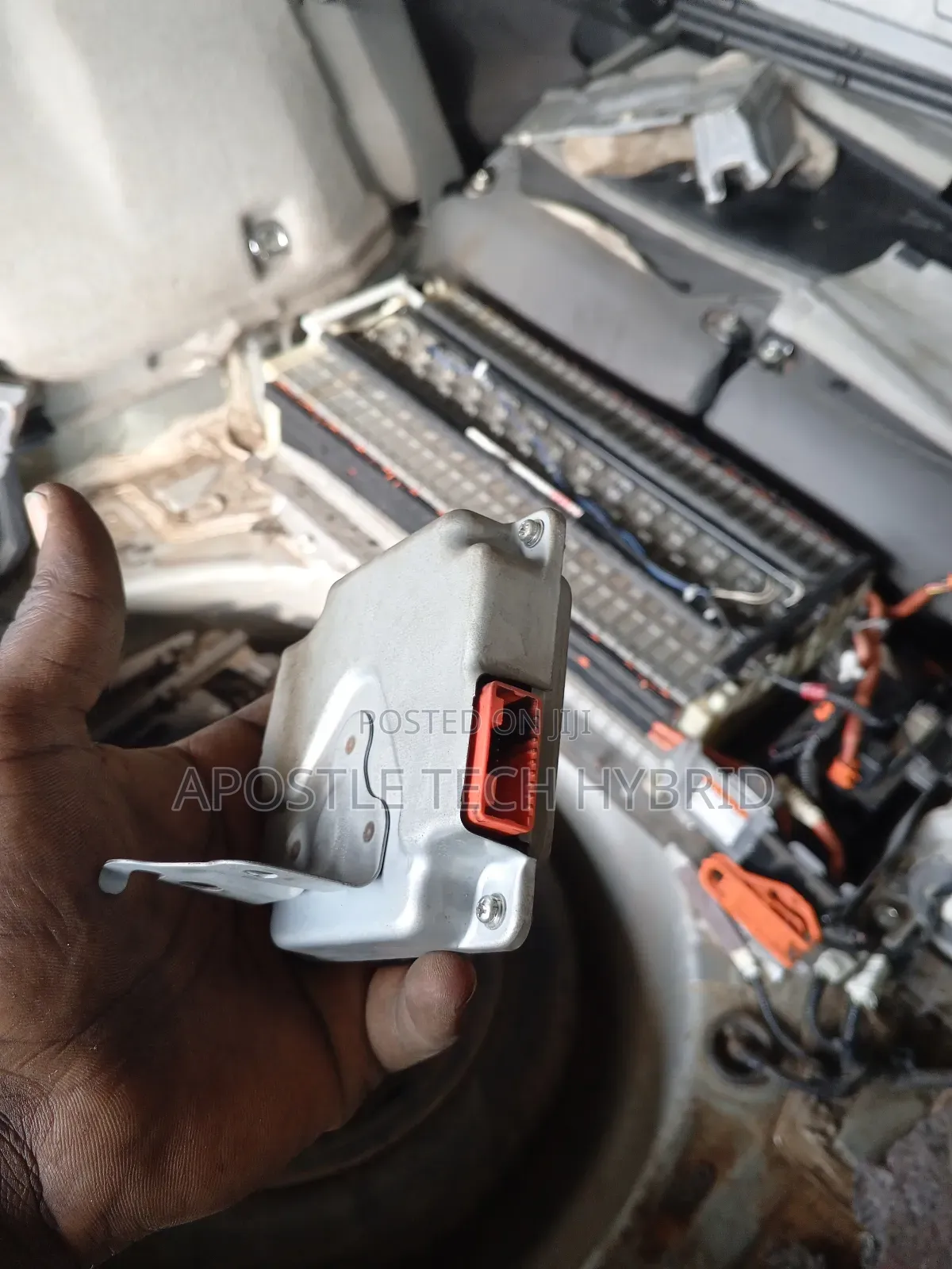 Hybrid Automobile Diagnostic Technician