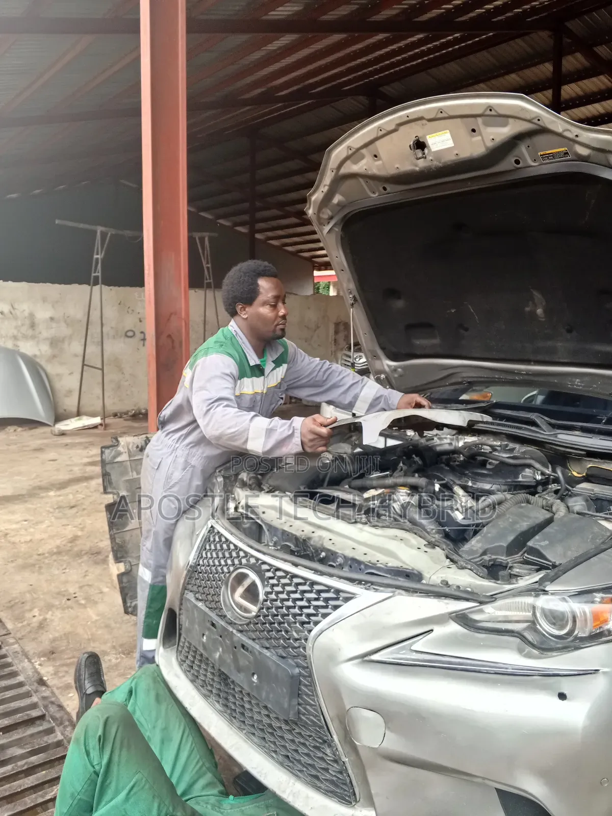 Hybrid Automobile Diagnostic Technician