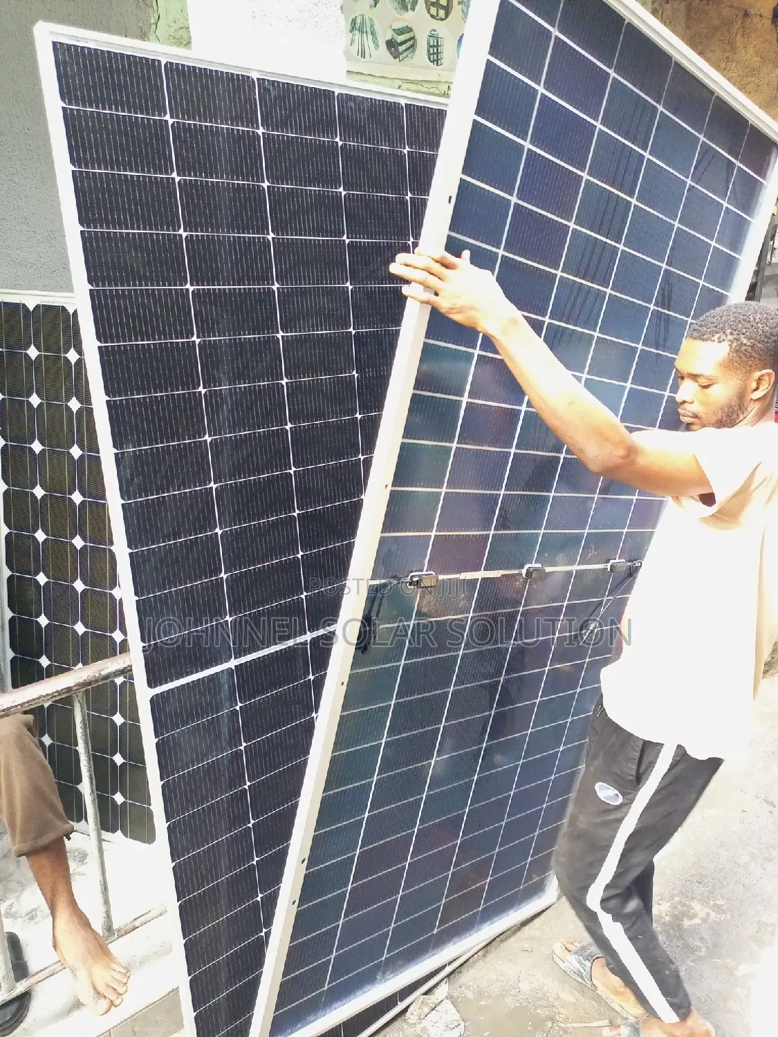 700watts Jinko Solar Bificial Panel Much Available